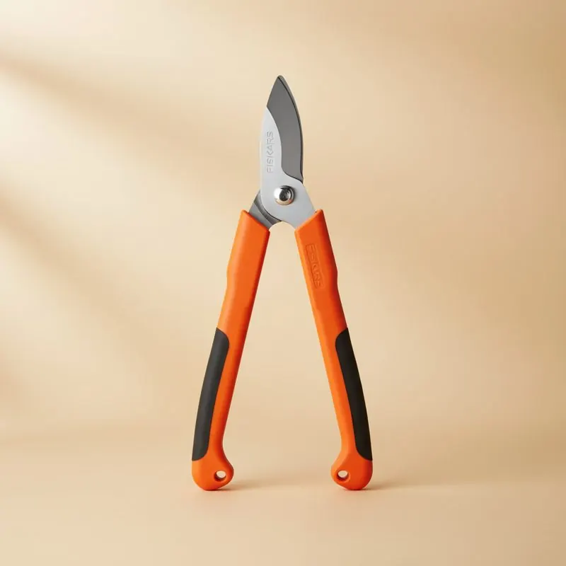 Fiskars PowerGear bypass loppers