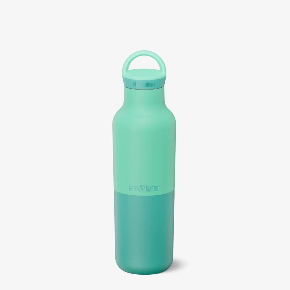 Stainless steel reusable water bottle